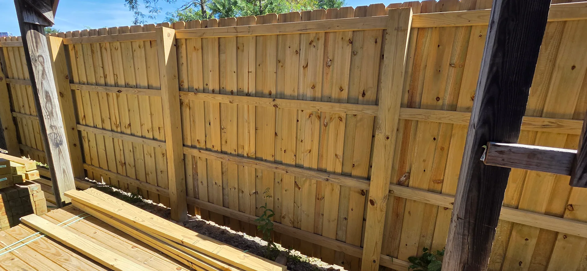 Why Neighbors Pick a Local Fence Company in Ranlo, NC