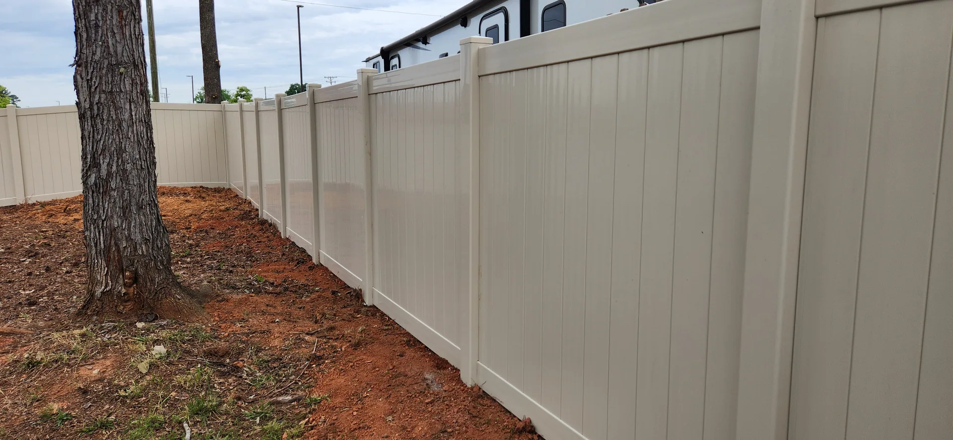 Why Homeowners Choose a Fence Company in Cramerton, NC, That Knows the Terrain